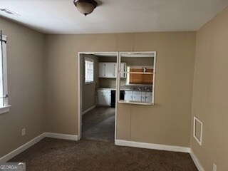 Photo - 194 Burbank Dr SW