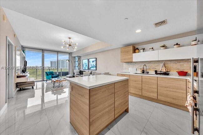 Photo - 16385 Biscayne Blvd Unit 804