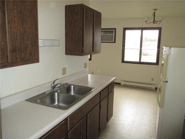 Photo - 120 Slocum St Unidad 4