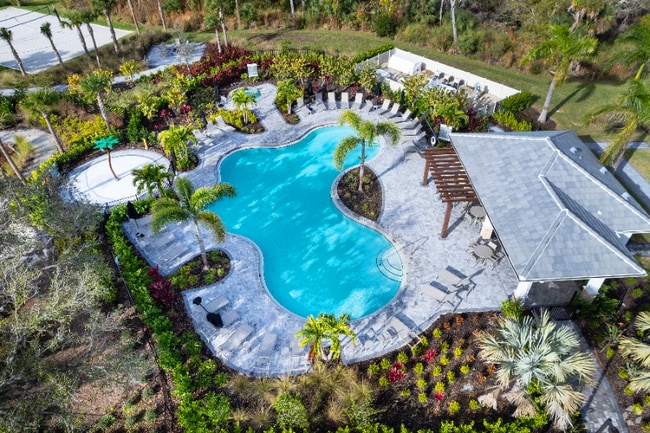 Building Photo - 15161 Shady Palms Ln Rental