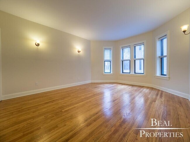 0 bedroom in CHICAGO IL 60613 - 0 bedroom in CHICAGO IL 60613 Condo Unit E1