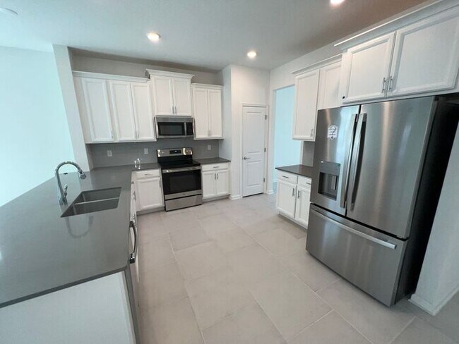 Photo - Nearly New 4 bedroom 2.5 bath St. Cloud ho...