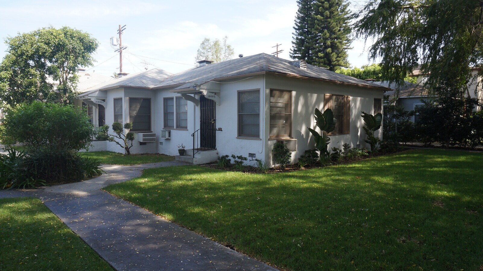 14443-14445 1/4 Dickens St - 14443-14445 1/4 Dickens St