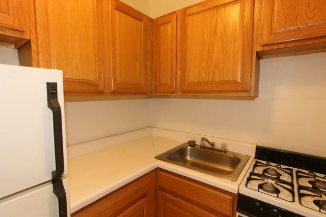 Photo - 653 W Belmont Ave Unidad 113