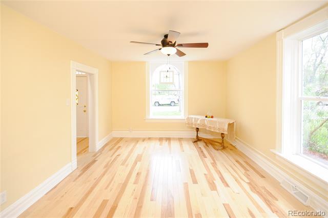 Photo - 3653 Josephine St