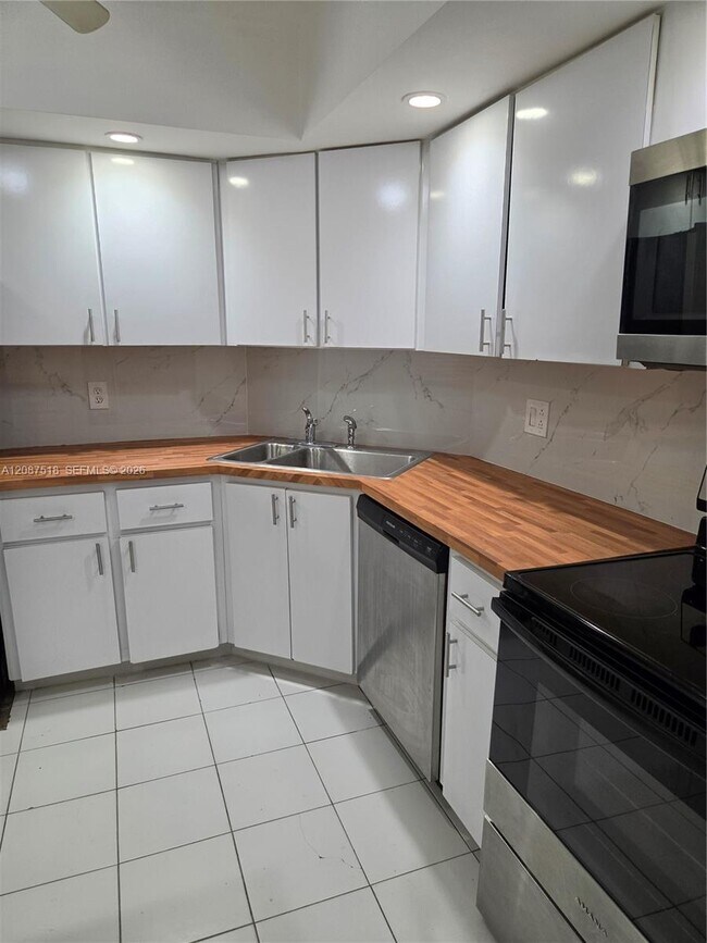 Photo - 3280 Spanish Moss Terrace Unit 213