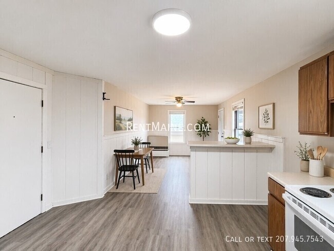 Photo - 132 Spring St Unit 5