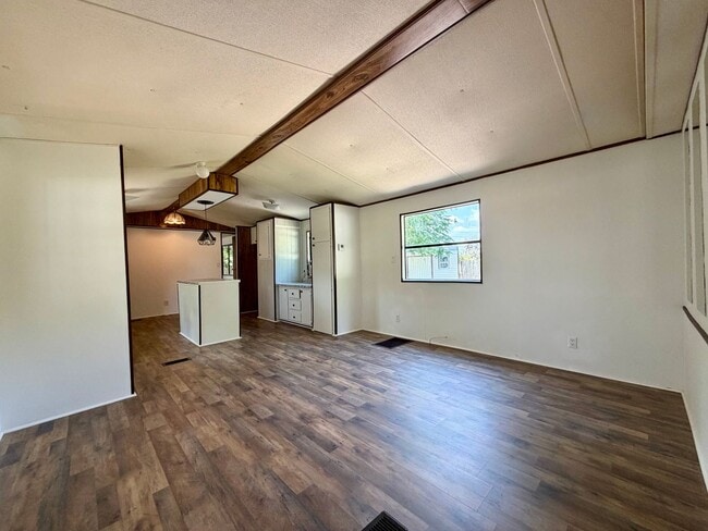 Photo - 3 bedroom/ 2 bath in Lakeland