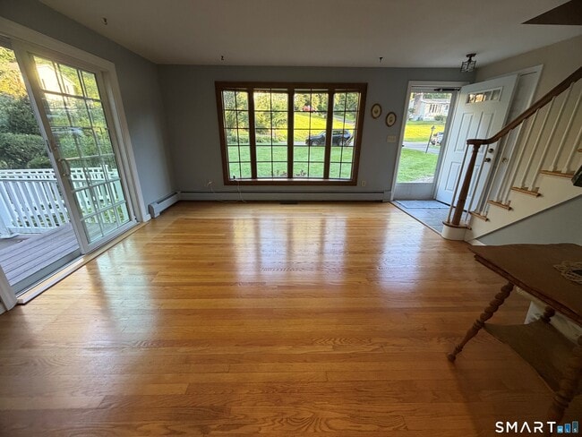 26 Fern Dr
