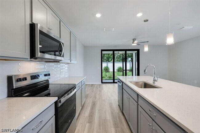 Photo - 27907 Radiant Ct