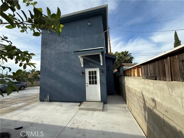 Photo - 20953 Saticoy St