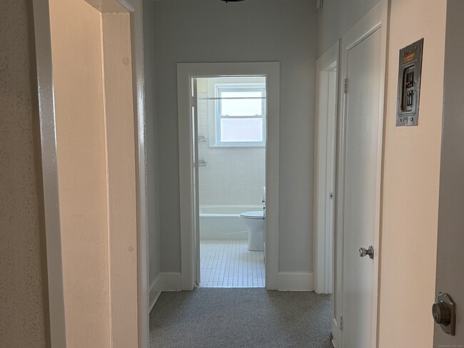 Photo - 77 Glenbrook Rd Unit APT 203