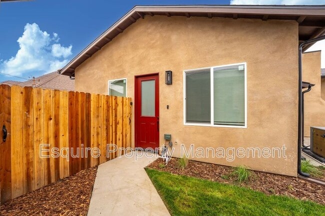 Building Photo - 547 Carty Dr