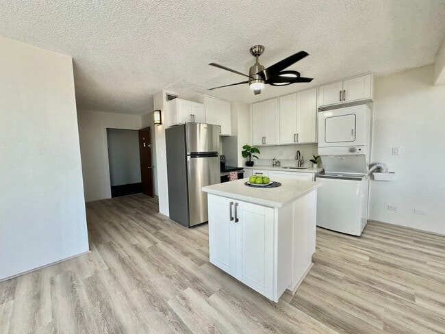 FULLY RENOVATED 2025 - 818 S King St Unidad King Manor Rental