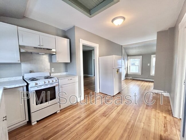 Photo - 50 Montauk Ave Unit Apt. 2