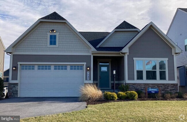Building Photo - 7045 Eaglehead Dr Rental