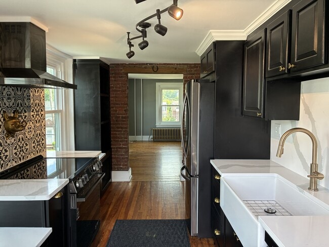 Cocina - 814 E Hector St Unidad 2