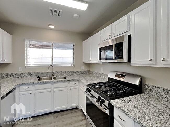 Photo - 6824 W Sheffield Dr