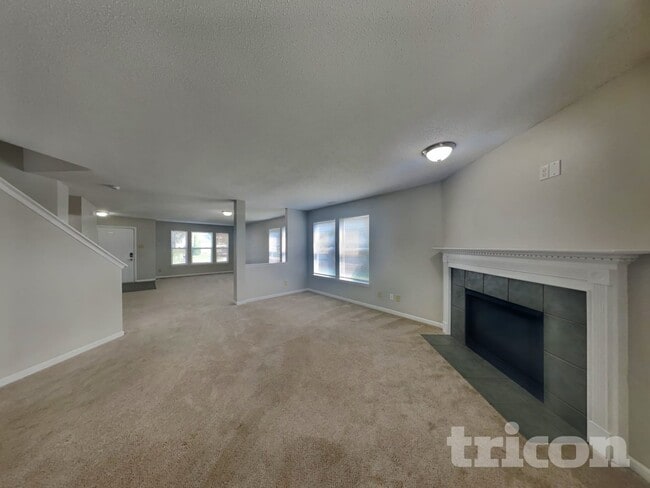 Photo - 9899 Olympic Cir