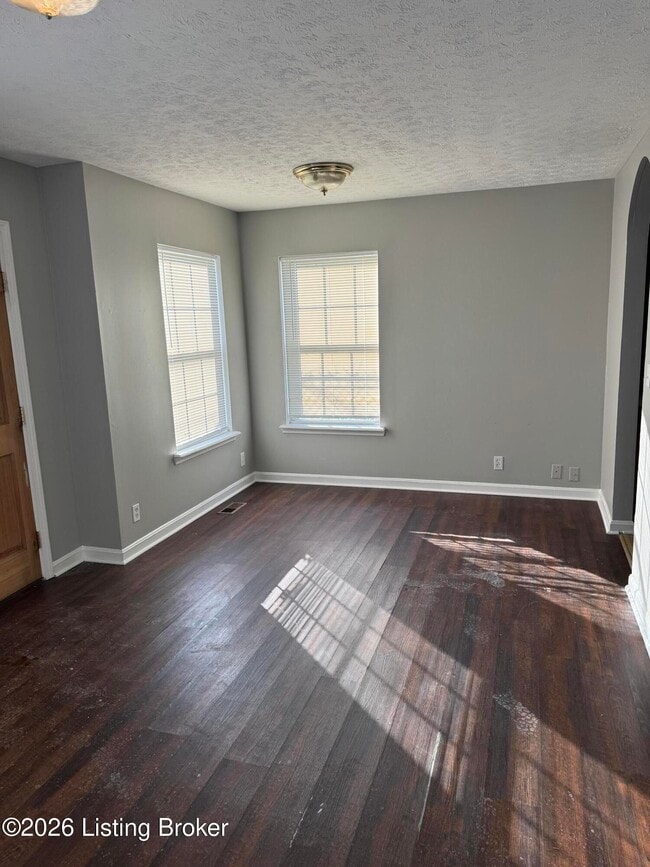 Photo - 2301 Howard St