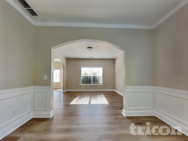 Photo - 4556 Bellemeade Dr