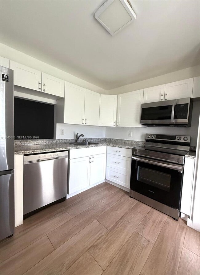 Photo - 1201 NE 191st St Unit G103