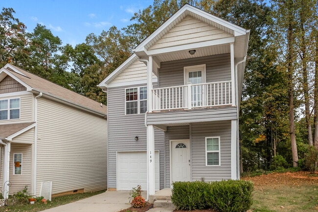 Photo - 149 High Bluff Cir