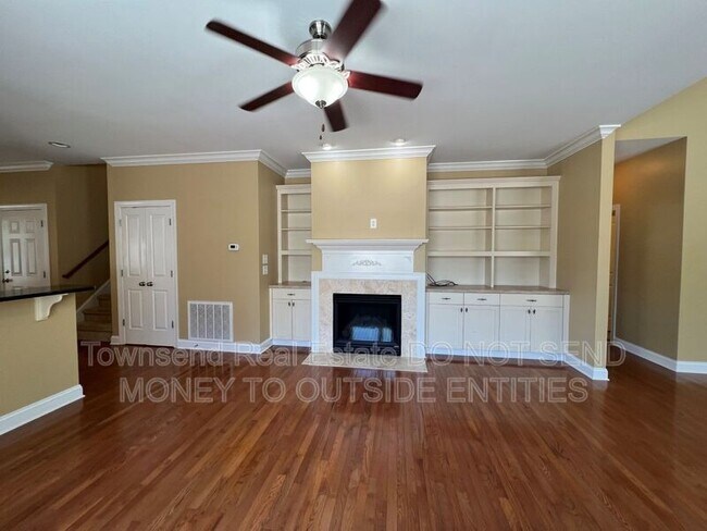 Photo - 2210 Westdale Dr