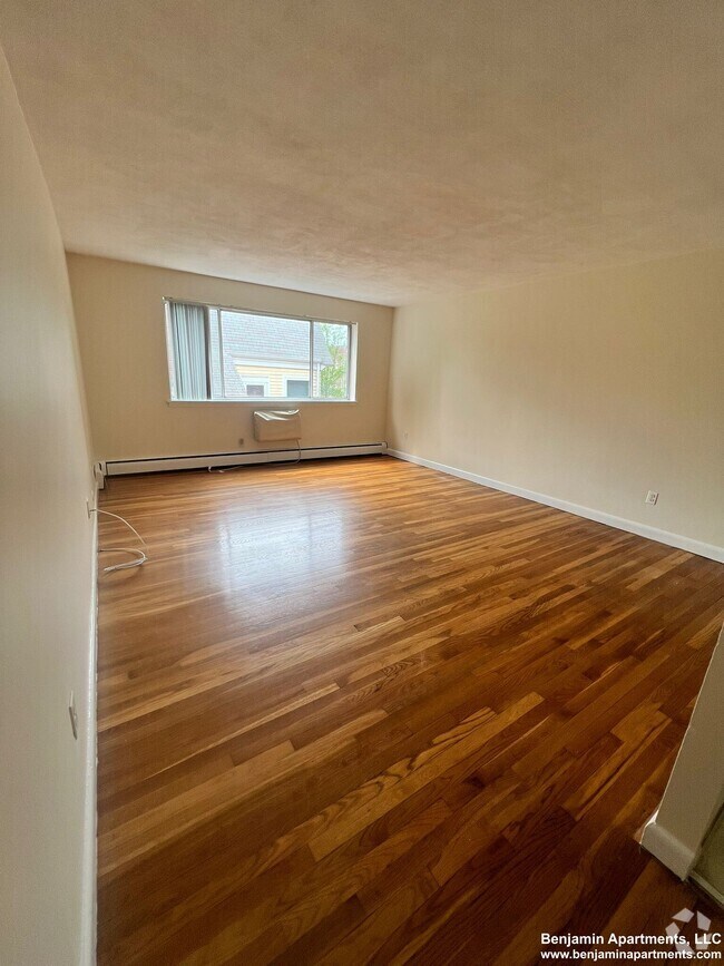Building Photo - 70 Gardner St Unit 26 Rental