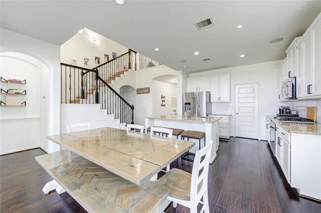 Photo - 2943 Shadowbrook Chase Ln