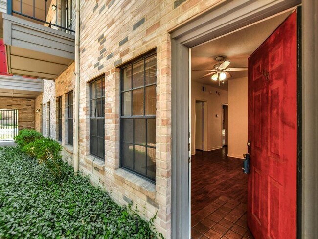 Photo - 2216 San Gabriel St Unit 105