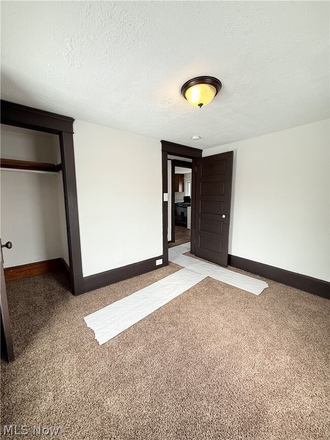 Photo - 1433 Kenmore Blvd