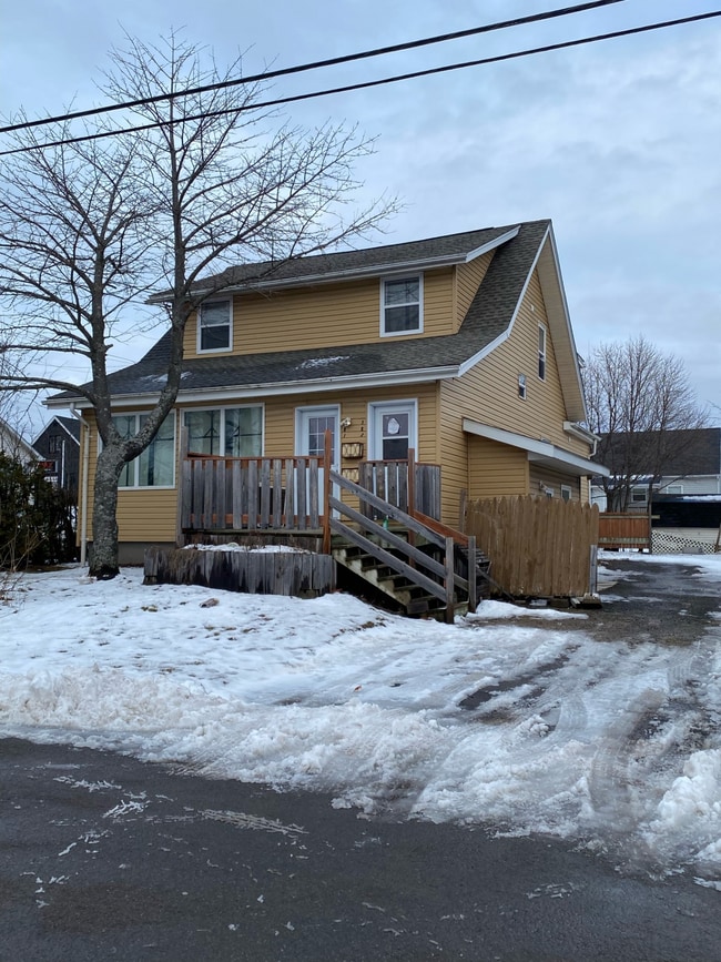 Photo - 381 Rue Beausejour Unit 3