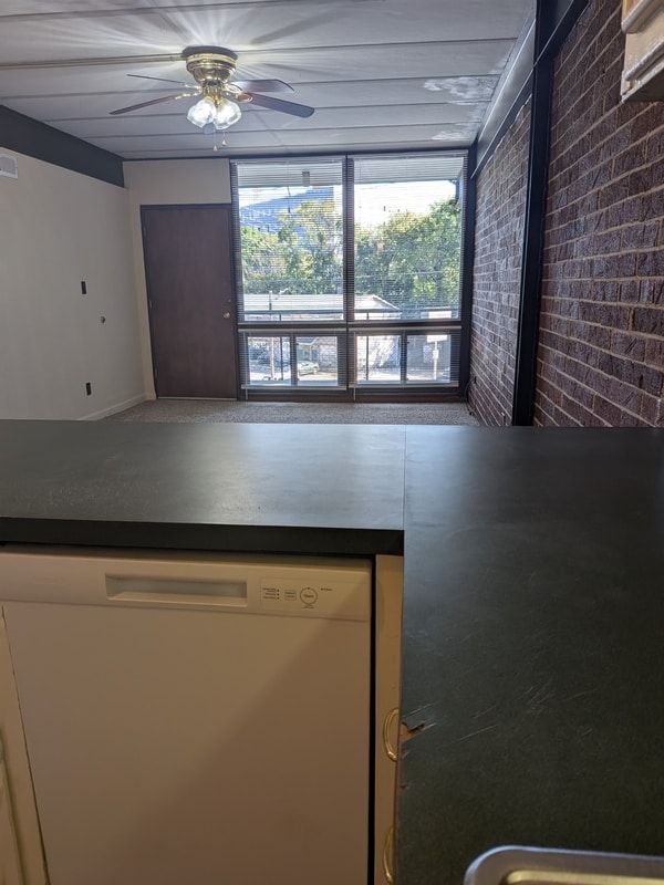 Photo - 7 S University Ave