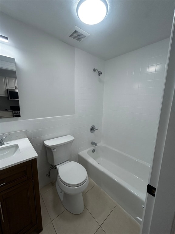 Photo - 279 Beacon St Unidad BR