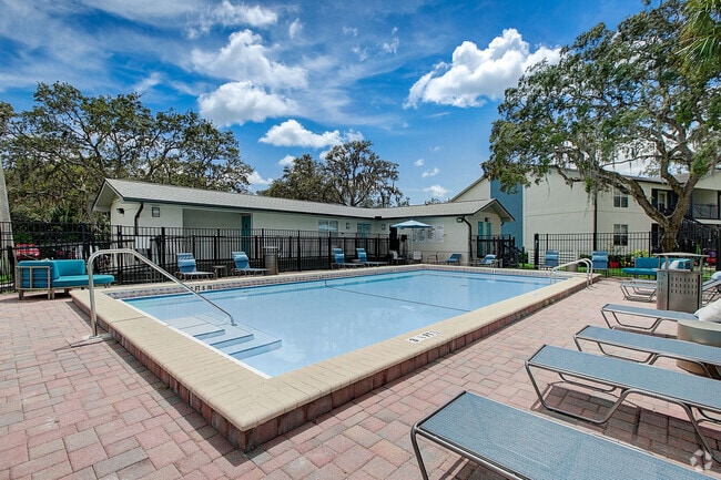Building Photo - Regatta at Trinity Rental