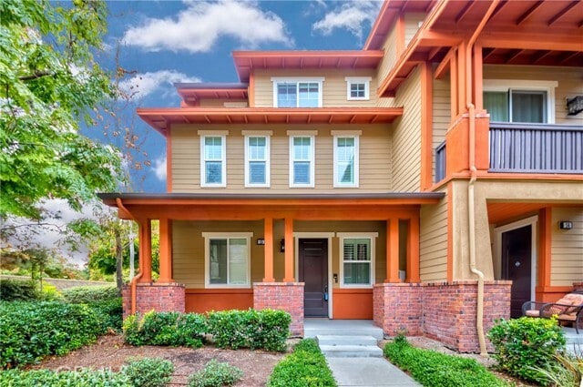 Building Photo - 15 Flyers Ln