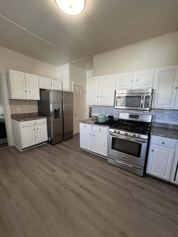 Photo - 6 S Lake Ave