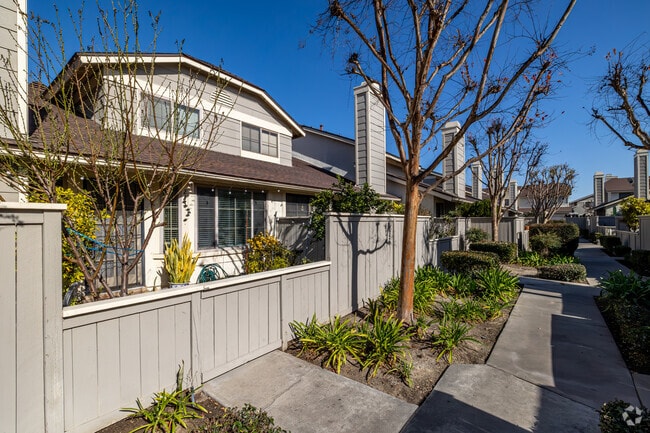 Photo - 1700 W Cerritos Ave