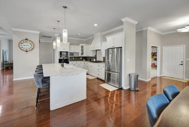 Photo - 5 Muirfield Dr