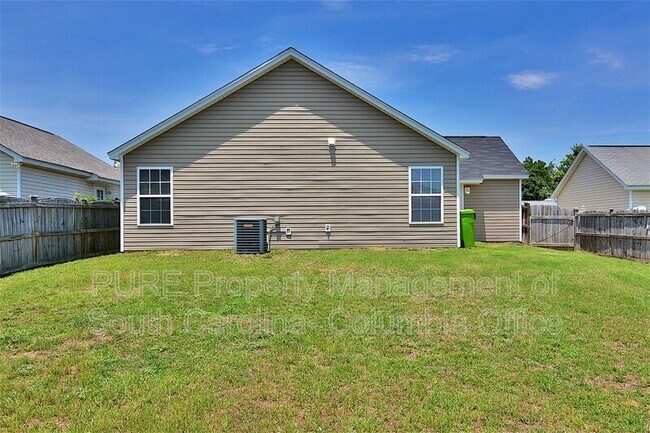 Photo - 321 Legend Oaks Dr