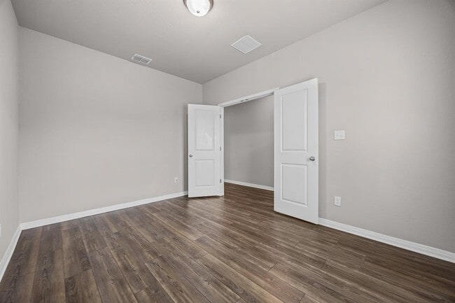 Photo - 1649 Settlers Glen Dr