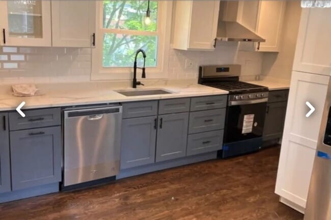 Photo - 201 S Vine St