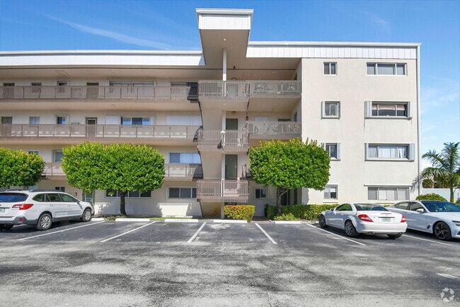 Building Photo - 300 Waterway Dr S Unit 208 Rental