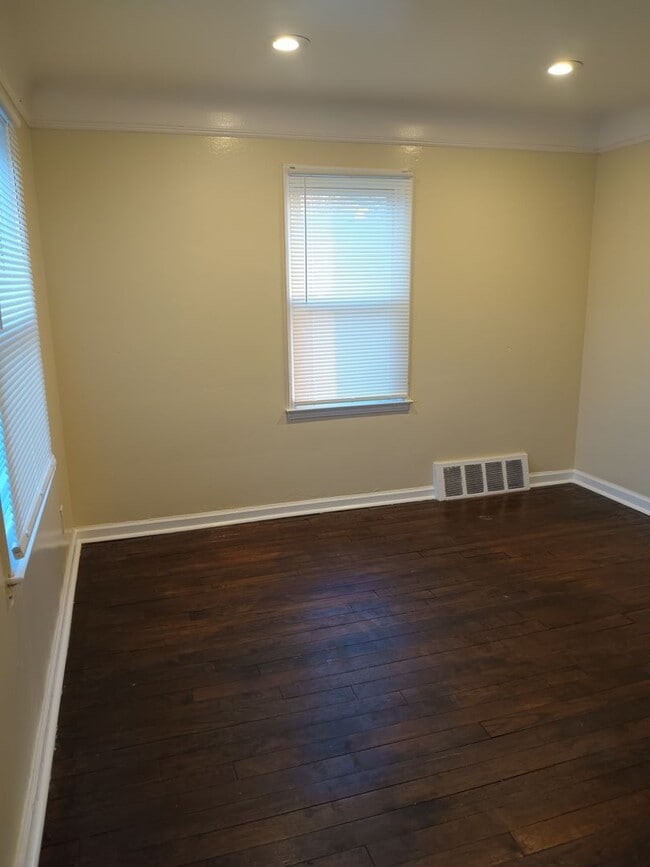 Photo - 2 Bedroom Section 8 Home for Lease