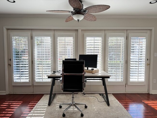 Den - 3201 Lenox Rd NE Unit 2