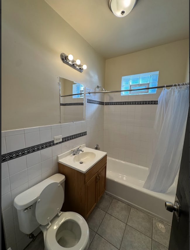Photo - 1 bedroom in Chicago IL 60619 Unidad 1W
