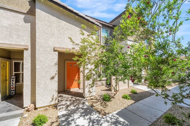 Building Photo - Luxury Living at a breathtaking property nestled in the vibrant city of Las Vegas!