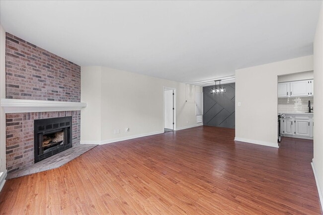 Photo - BEAUTIFULLY UPDATED! Unit 70