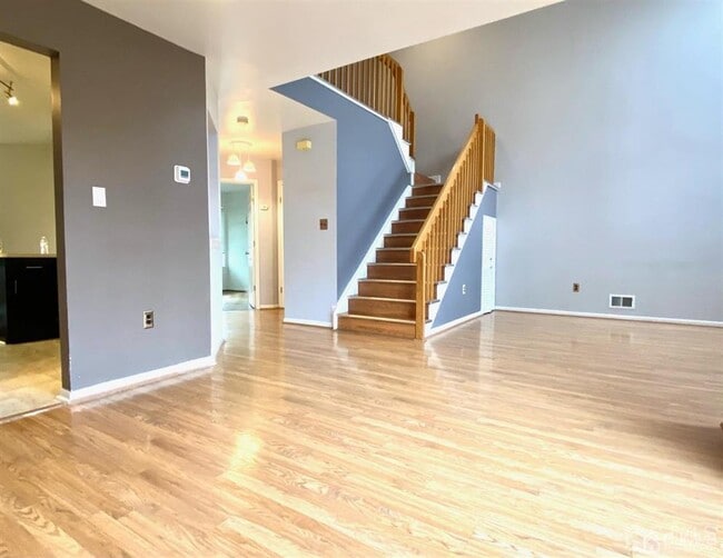 104 Nathan Dr